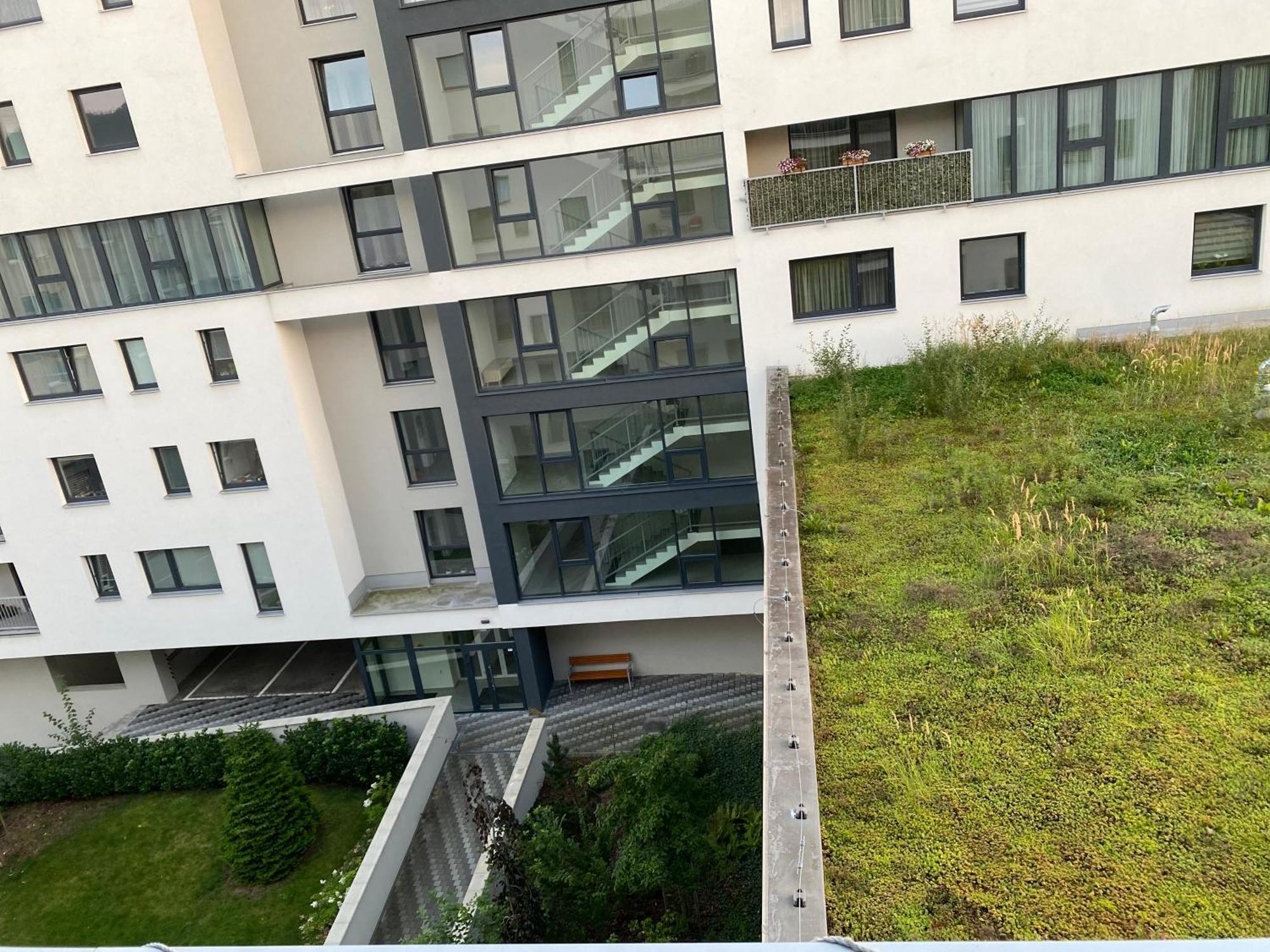 Apartment Mala Praha & Parking In The Garage 질리나 외부 사진